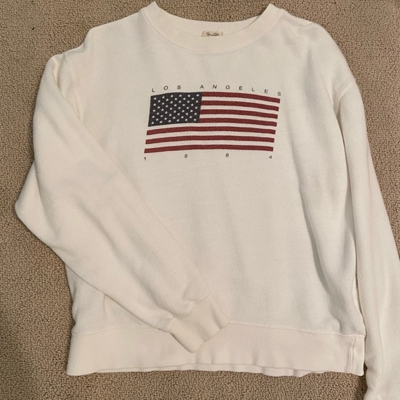 Brandy Melville Los Angeles Sweatshirt - Picture 4 of 4